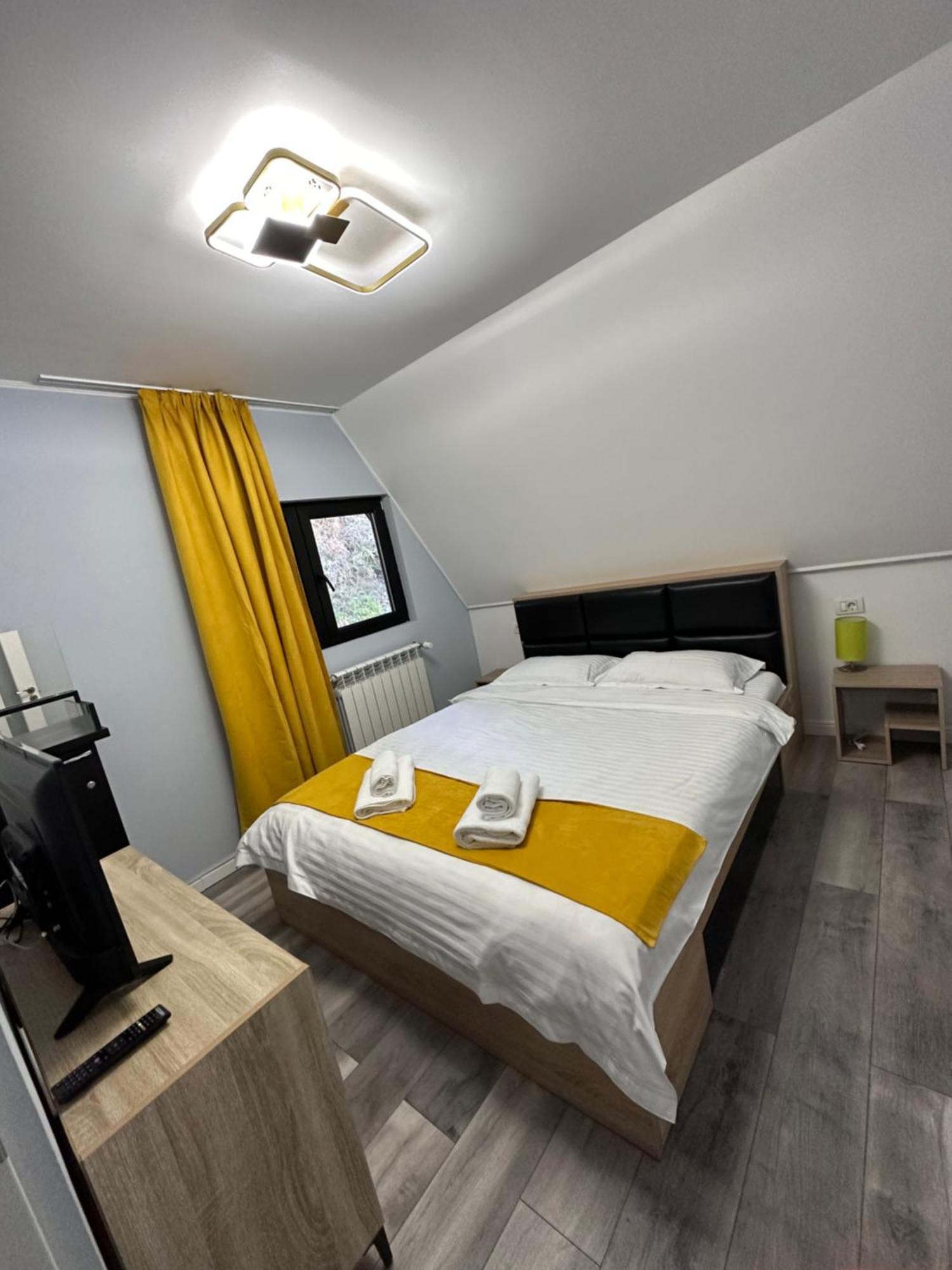 Cabana Green Hill Borşa Exteriér fotografie